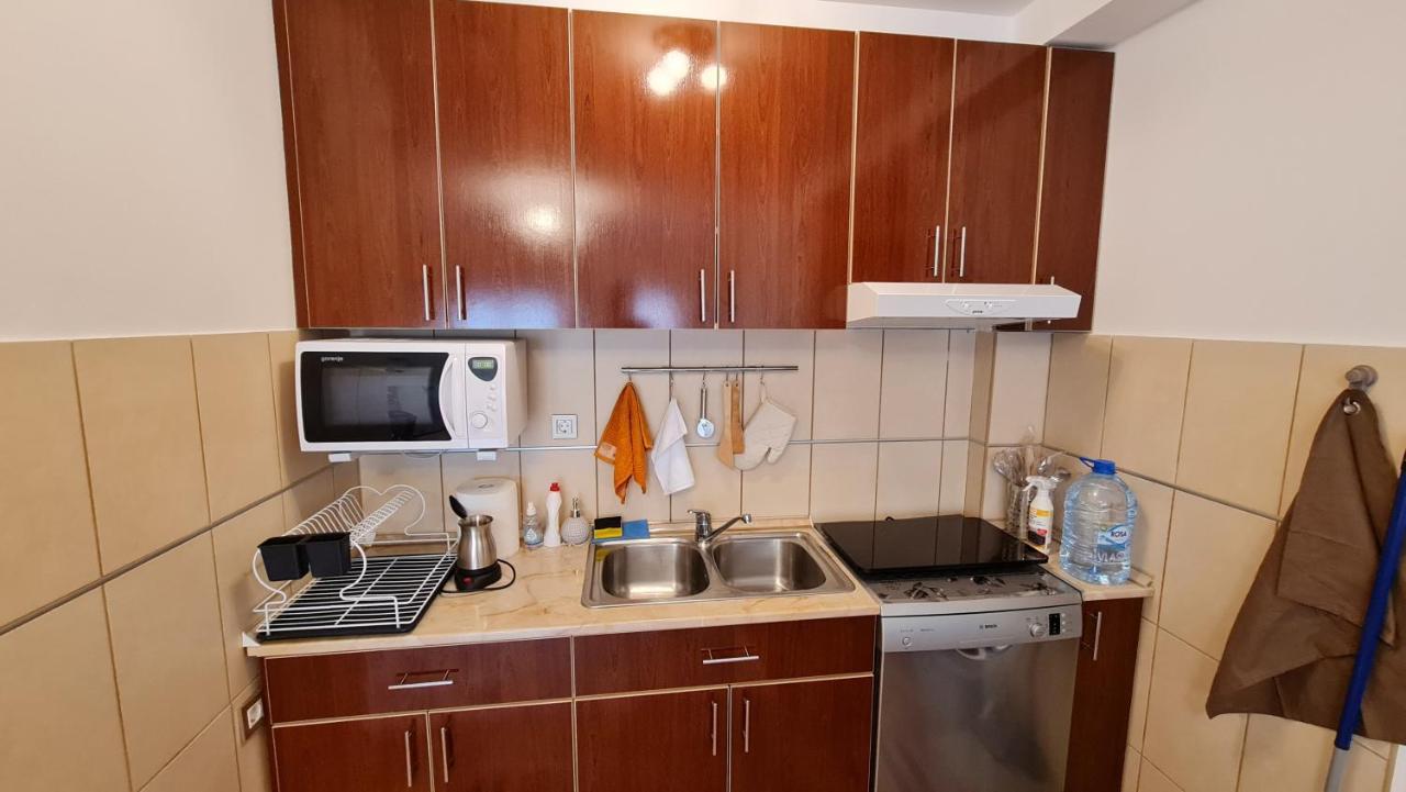 בודווה Apartman Elijana מראה חיצוני תמונה