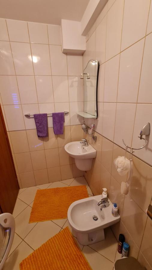 בודווה Apartman Elijana מראה חיצוני תמונה