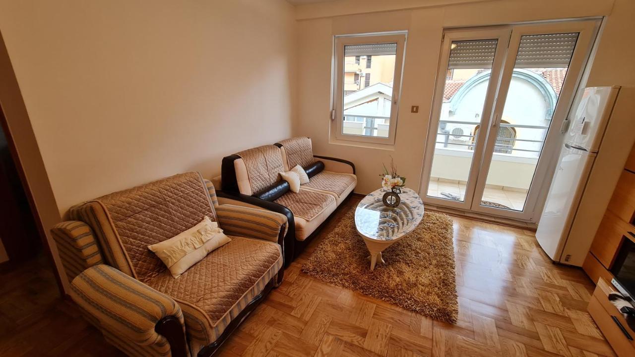 בודווה Apartman Elijana מראה חיצוני תמונה