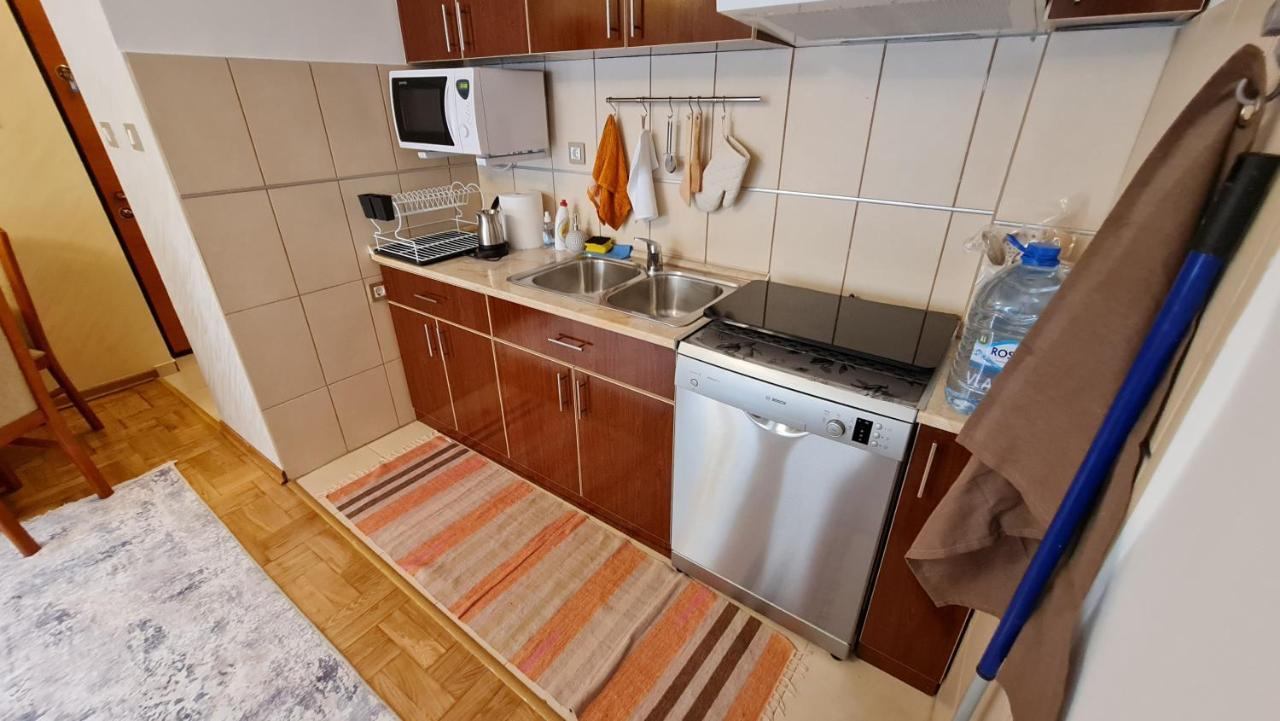 בודווה Apartman Elijana מראה חיצוני תמונה
