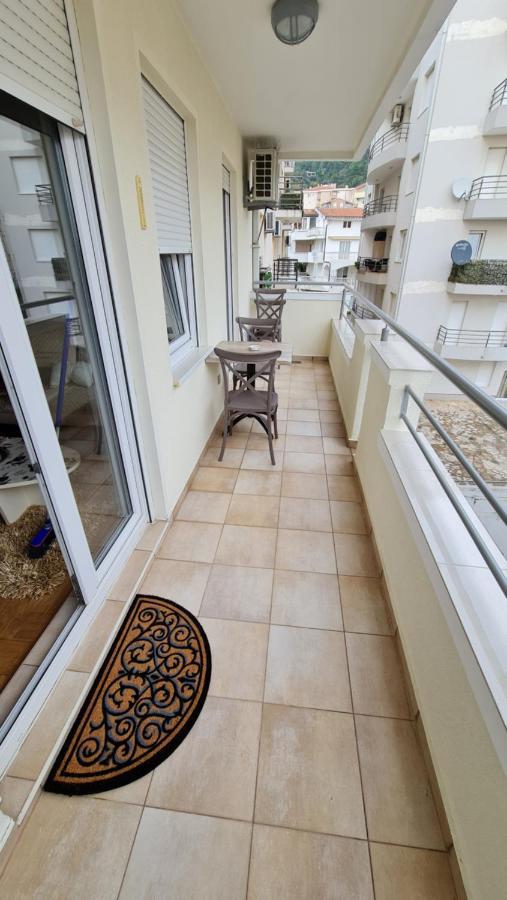 בודווה Apartman Elijana מראה חיצוני תמונה