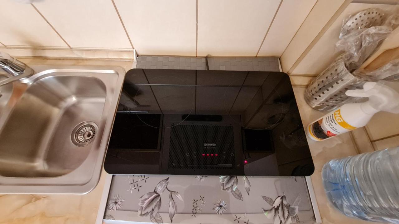בודווה Apartman Elijana מראה חיצוני תמונה