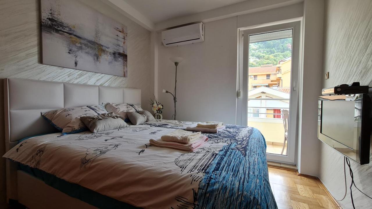 בודווה Apartman Elijana מראה חיצוני תמונה